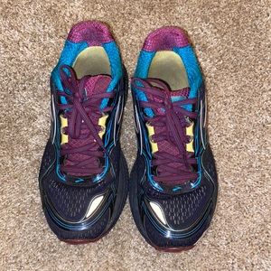 Brooks ghost sneakers